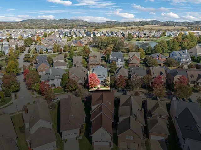 $1,200,000 | 3036 Americus Drive, Thompson's Station, TN 37179