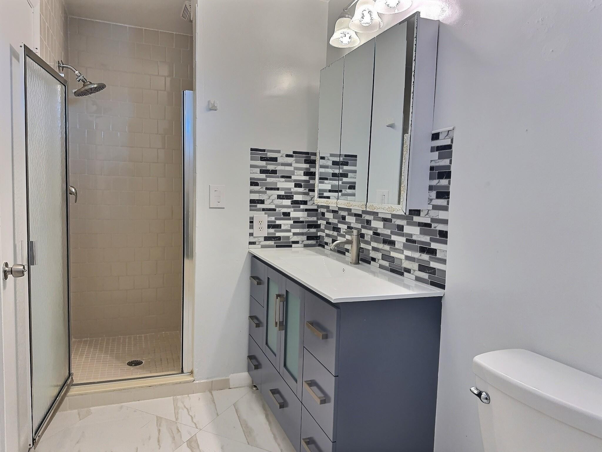 2652 Riverside Drive Coral Springs, FL 33065 - Photo 20 of 23 Upstairs