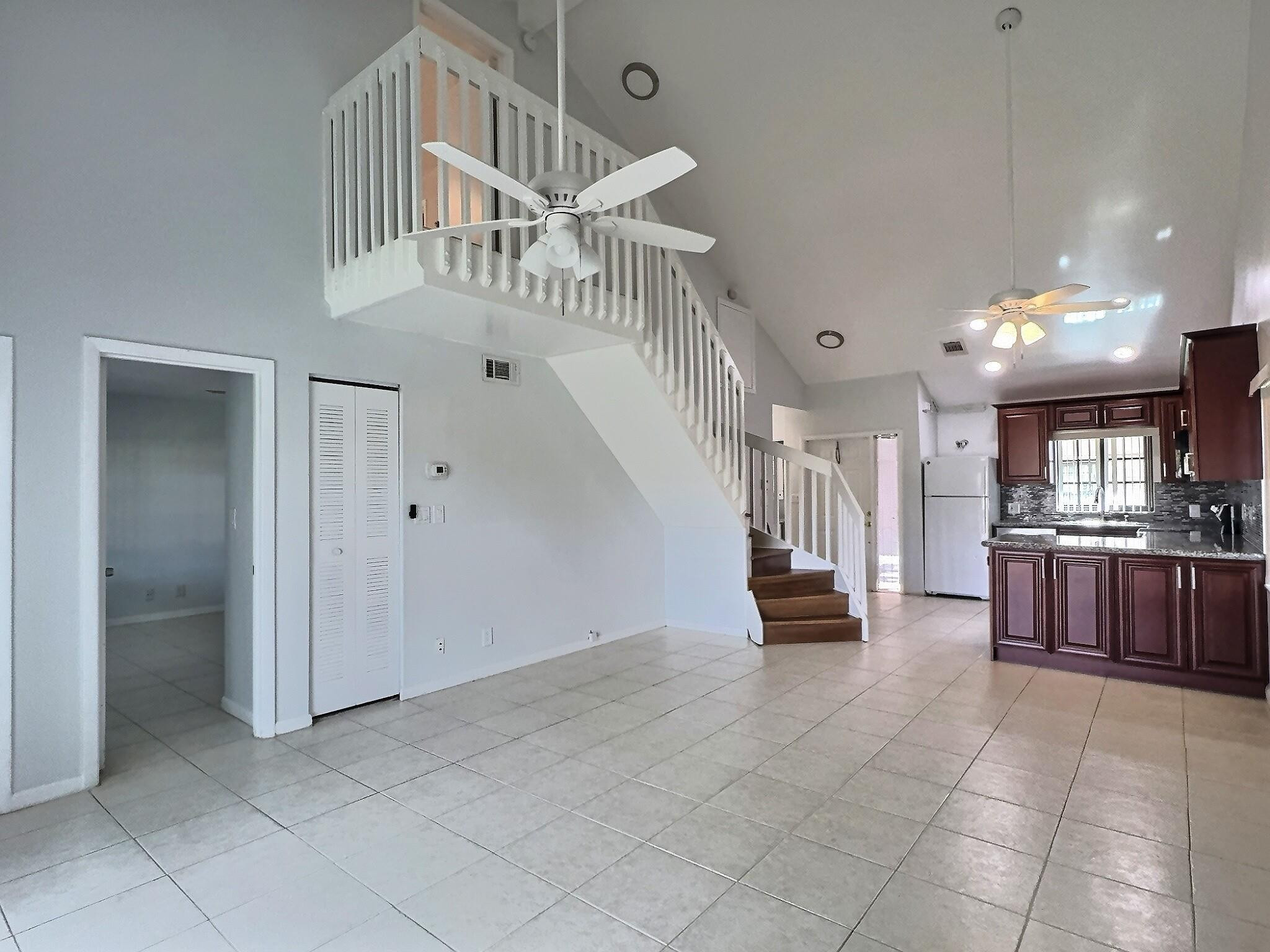 2652 Riverside Drive Coral Springs, FL 33065 - Photo 7 of 23 Photo 7