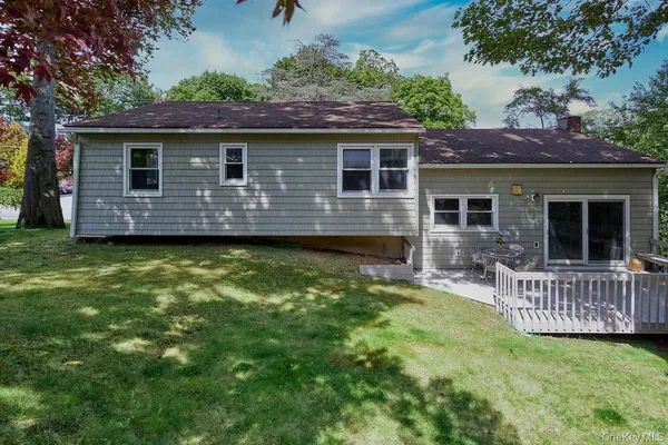 $900,000 | 72 Hickory Hill Drive, Dobbs Ferry, NY 10522