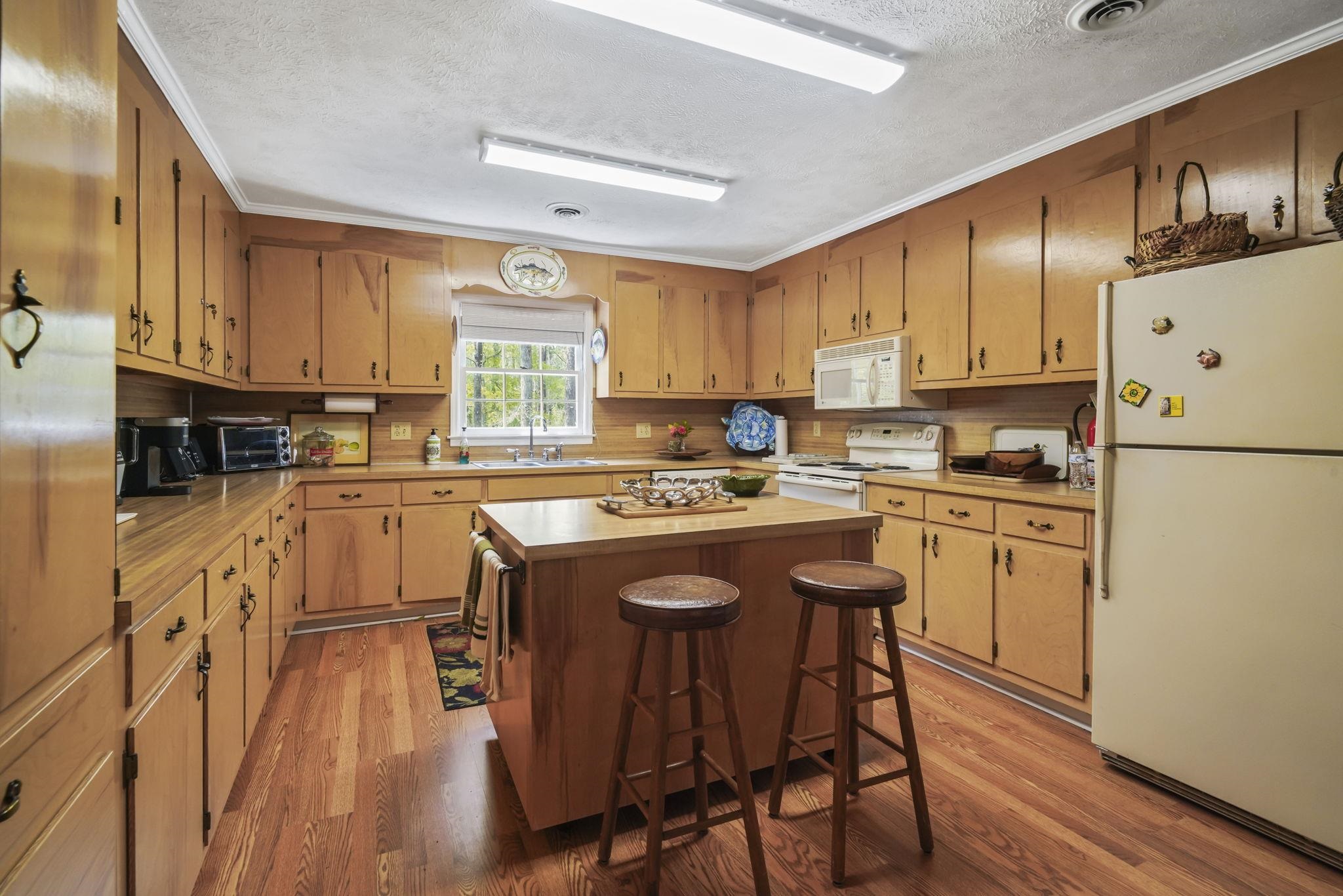 417 Frederick Drive Georgetown, SC 29440 - Photo 11 of 28