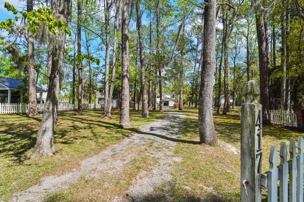 $590,000 | 417 Frederick Drive, Georgetown, SC 29440