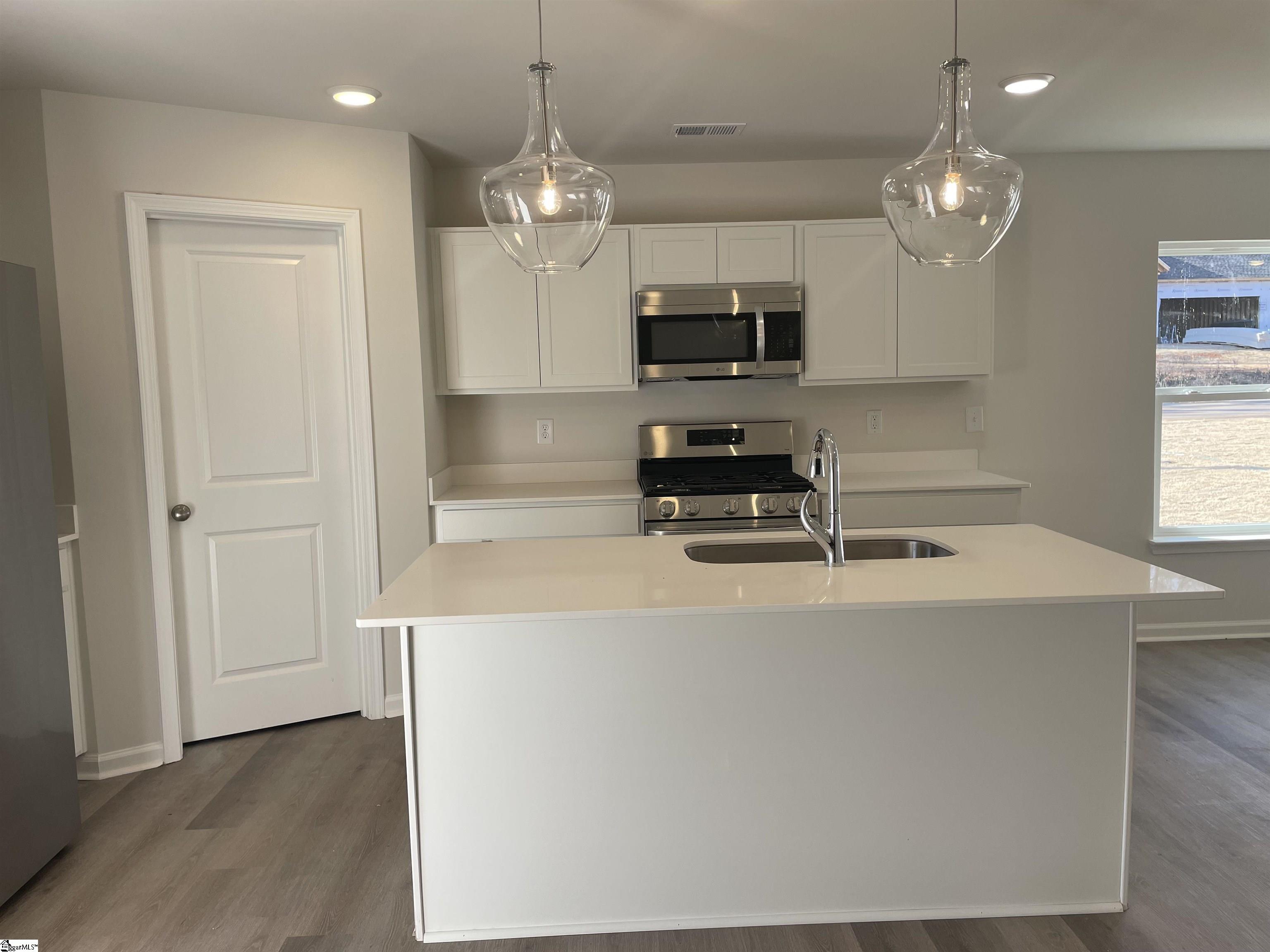 102 Wyndham Way Laurens, SC 29360 - Photo 11 of 30