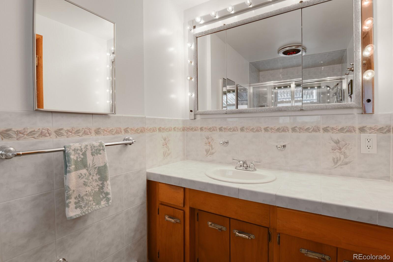 12537 West 38th Drive Wheat Ridge, CO 80033 - Photo 19 of 37