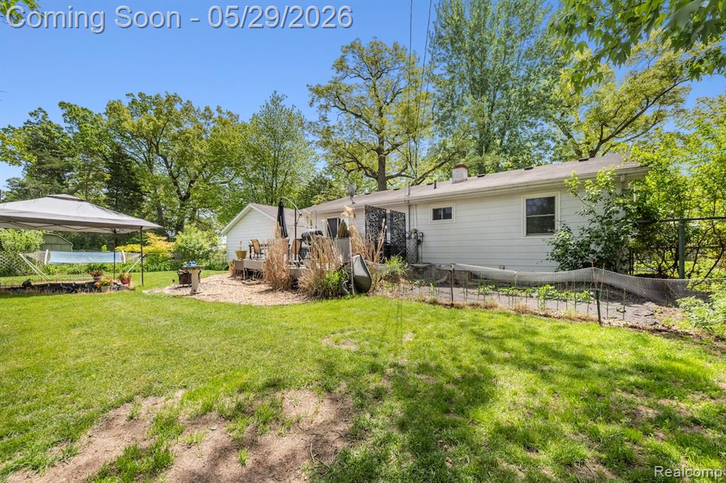 588 Illinois Street Howell, MI 48843 - Photo 19 of 25