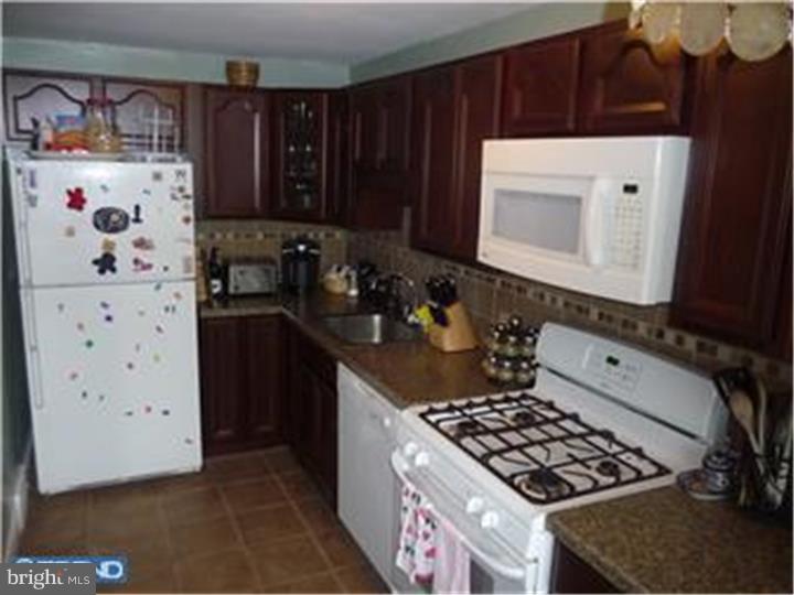 140 Alverstone Road Clifton Heights, PA 19018 - Photo 14 of 19 Gallery Image 14