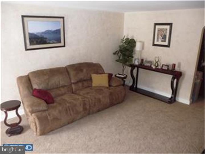 140 Alverstone Road Clifton Heights, PA 19018 - Photo 8 of 19 Gallery Image 8
