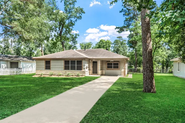 $1,925 | 1105 Thomas Avenue, Conroe, TX 77301