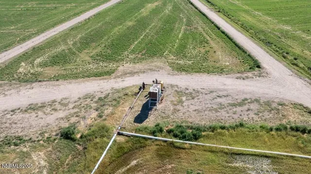 a view of a tennis court