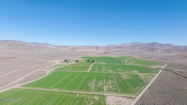 a view of a tennis court