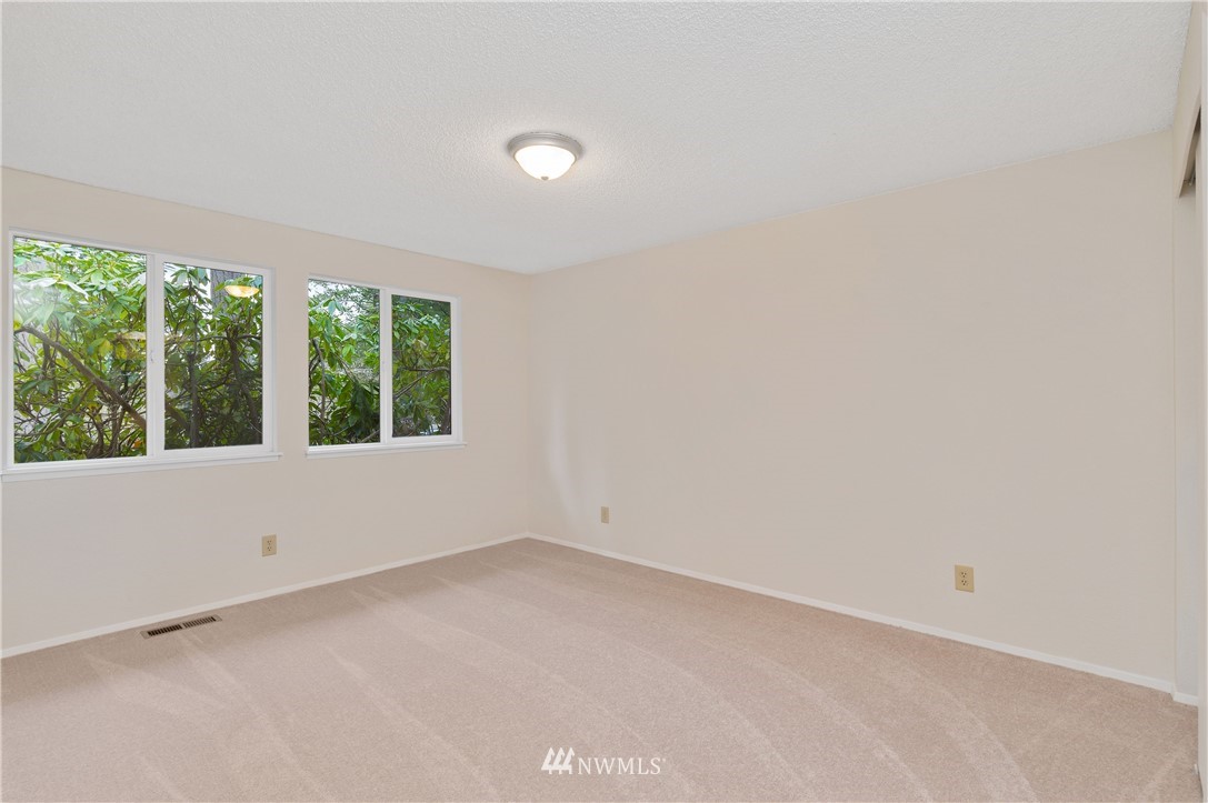 5097 Brasch Road Southeast Port Orchard, WA 98367 - Photo 15 of 20 Gallery Image 15