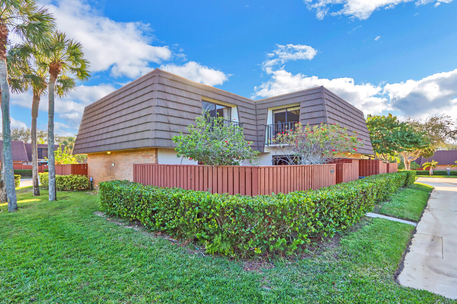 1222 12th Court Jupiter, FL 33477 - Photo 1 of 26 Exterior