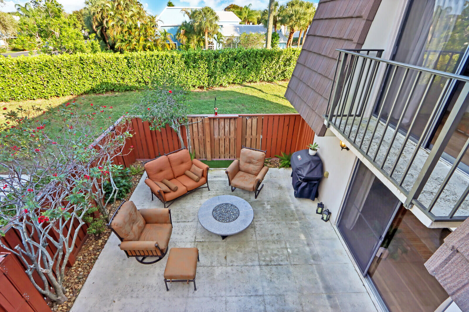 1222 12th Court Jupiter, FL 33477 - Photo 26 of 26 View of Courtyard