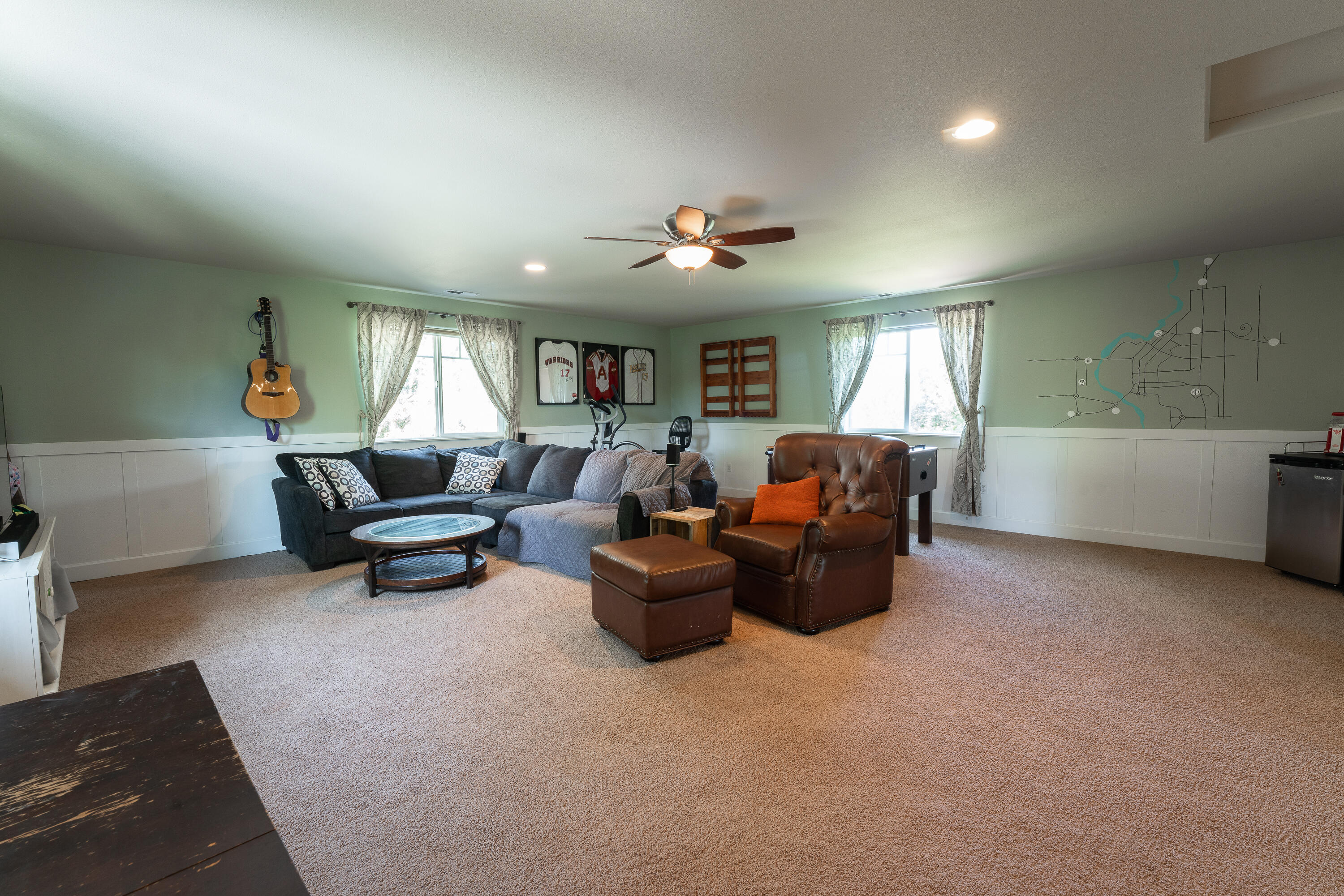 21314 Pecoraro Loop Bend, OR 97701 - Photo 40 of 54 Huge bonus room above the garage