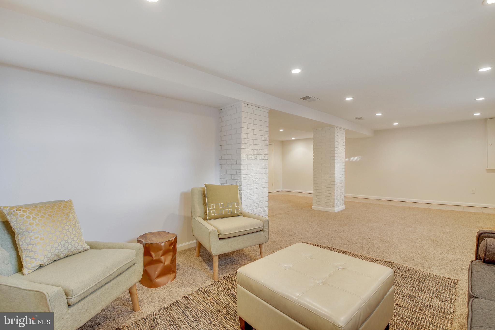 9402 Warren Street Silver Spring, MD 20910 - Photo 28 of 42