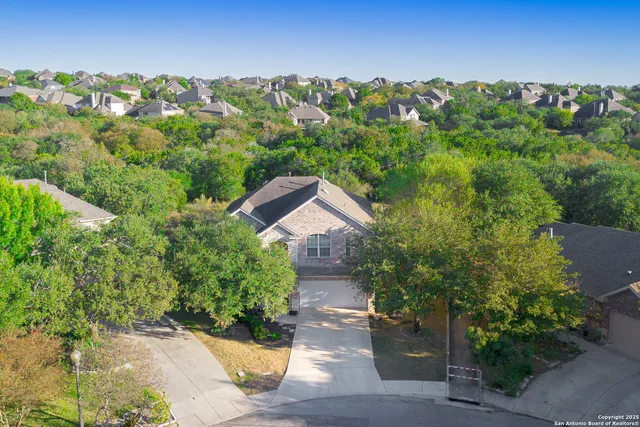 $519,000 | 3331 Brooktree Court, San Antonio, TX 78261
