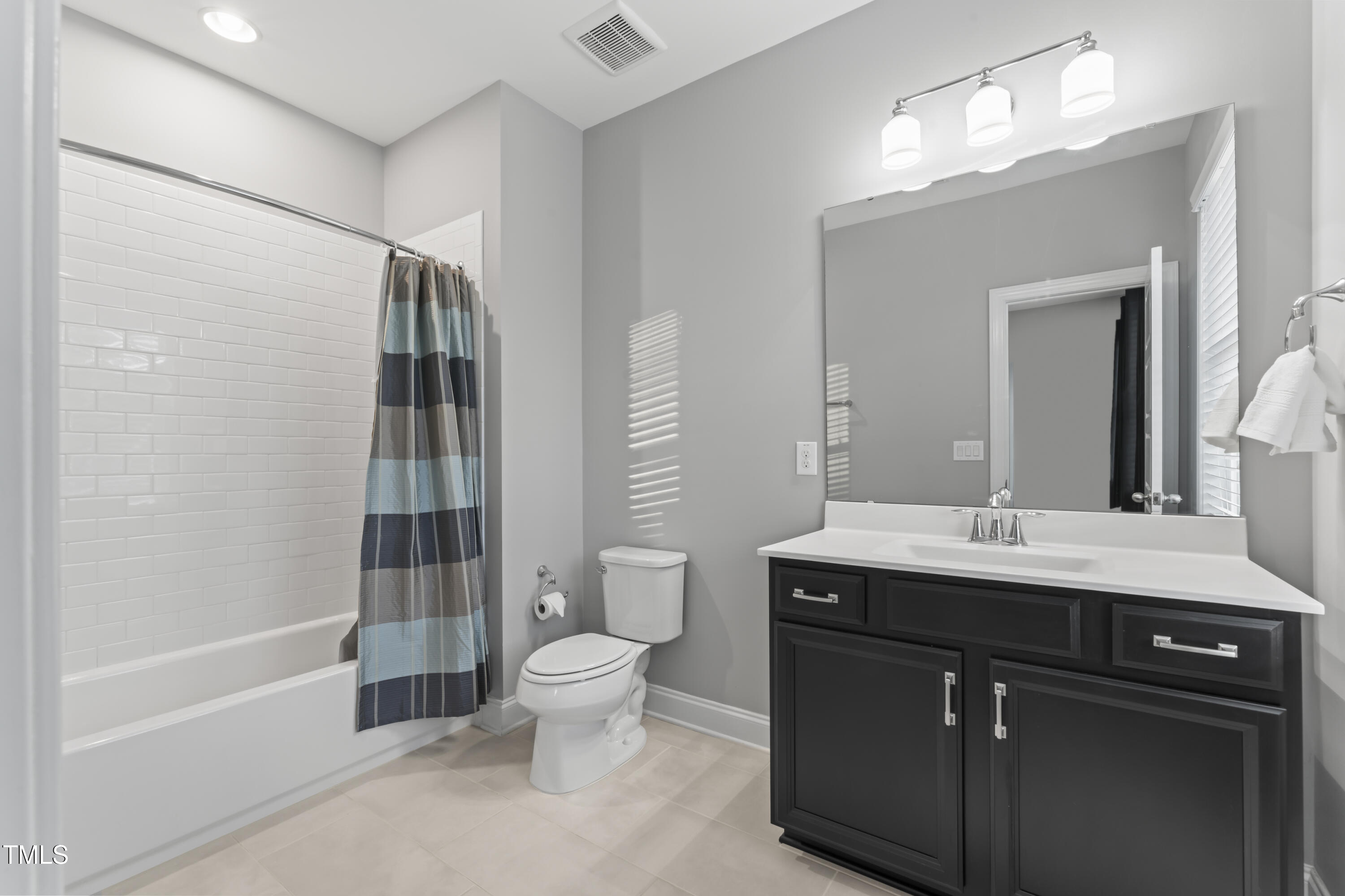 5244 Aleppo Lane Raleigh, NC 27613 - Photo 26 of 41 photos_high_resolution_DSC05906