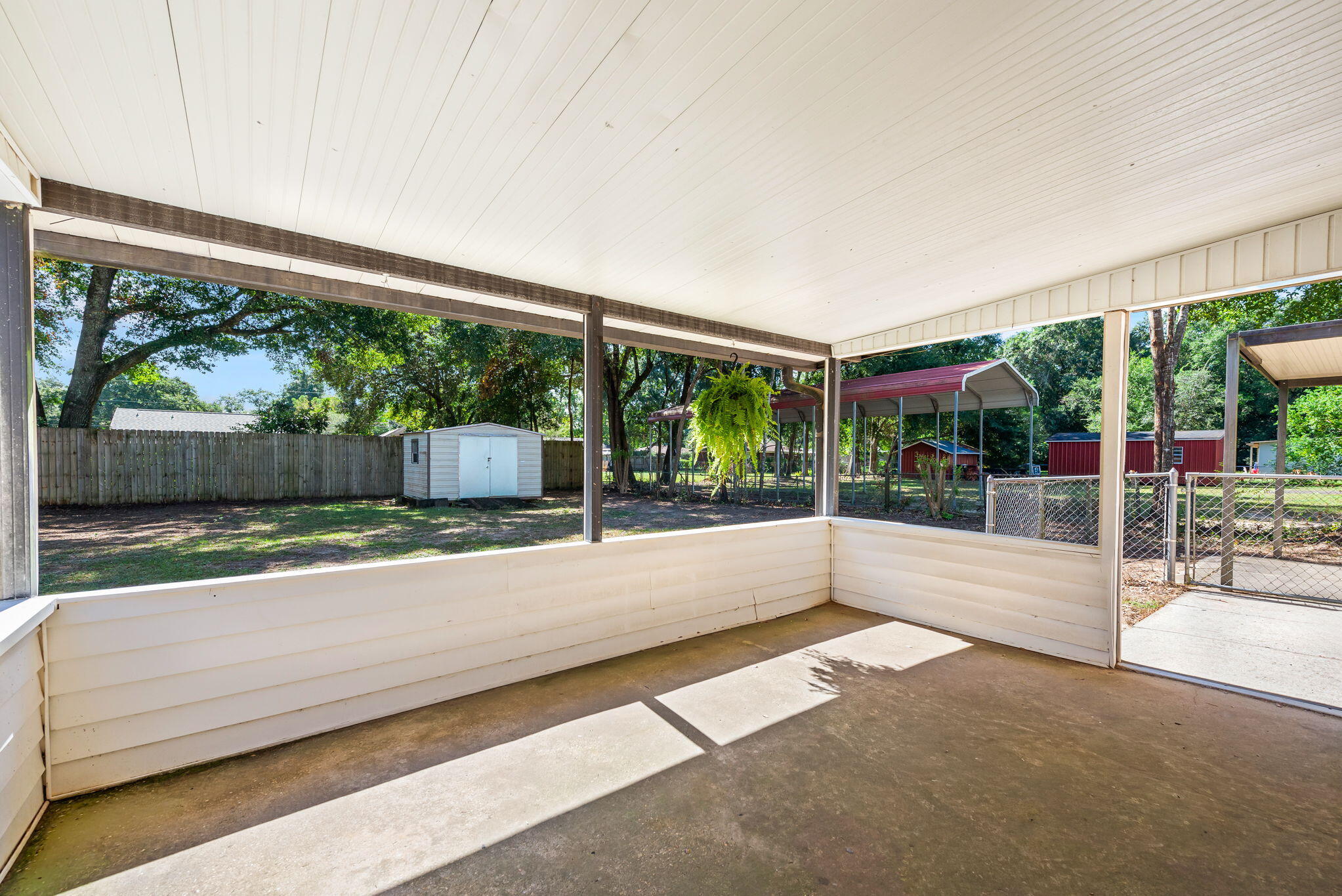 5485 Mulat Road Milton, FL 32583 - Photo 30 of 38 Porch