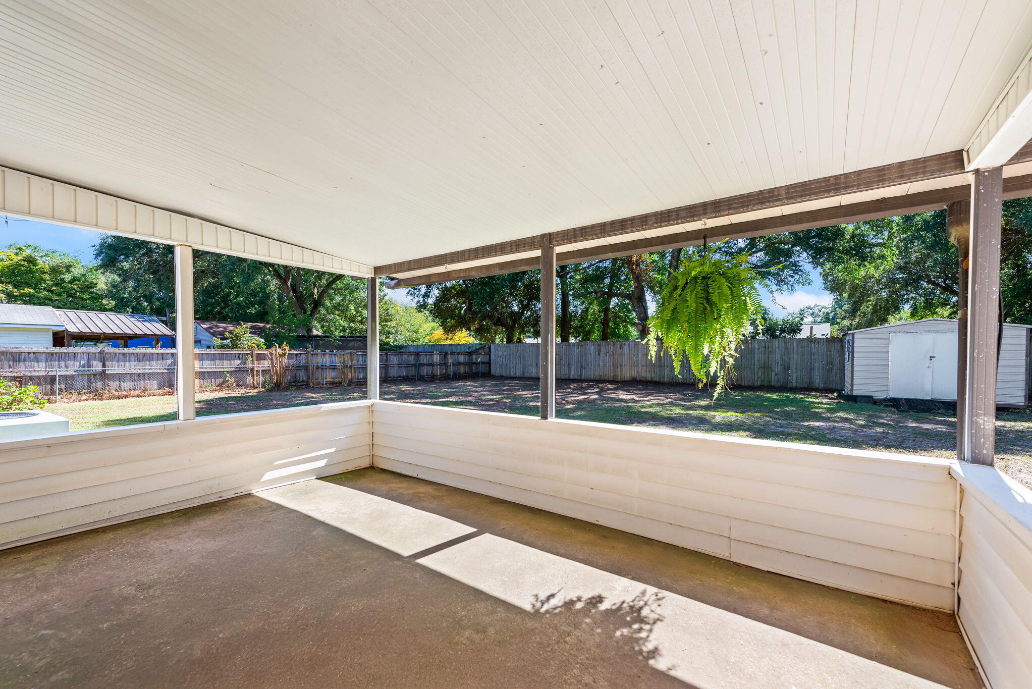 5485 Mulat Road Milton, FL 32583 - Photo 31 of 38 Porch
