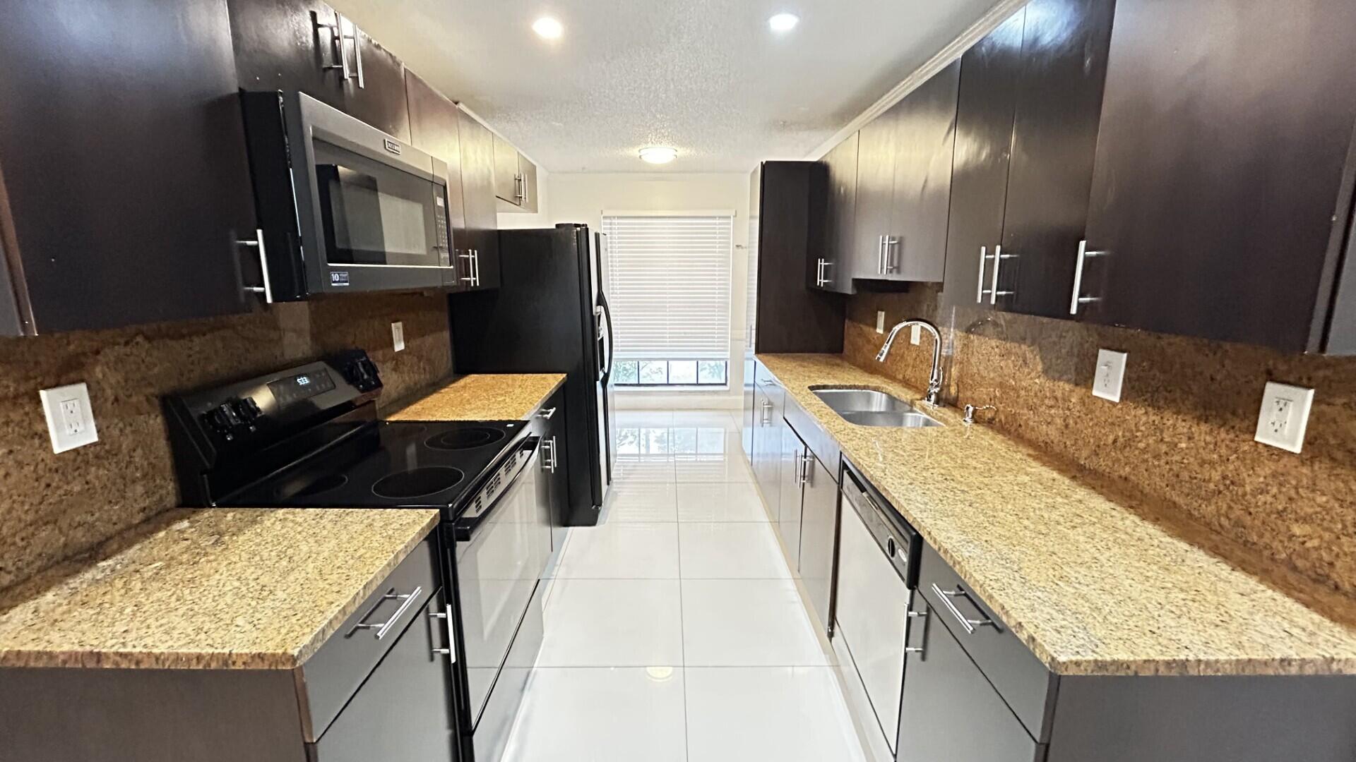 3468 Cluster Road, Unit 3468 Miramar, FL 33025 - Photo 4 of 34 3468-8
