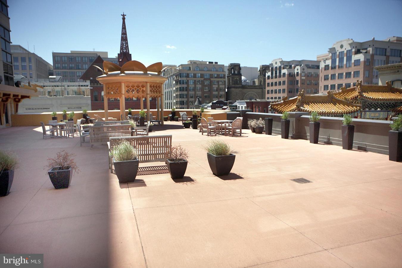 777 7th Street Northwest, Unit 524 Washington, DC 20001 - Photo 25 of 30 Building Roof Deck West