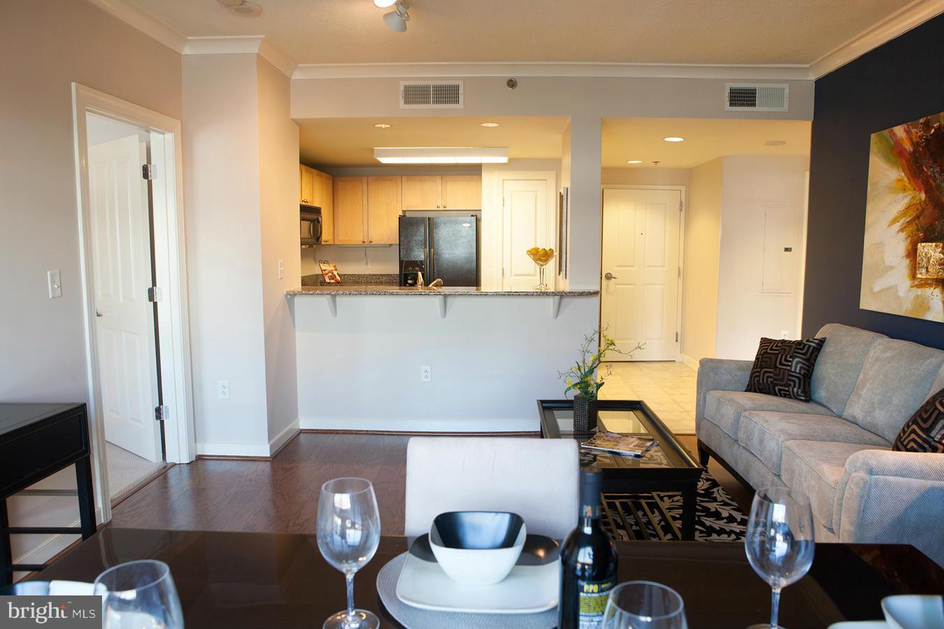 777 7th Street Northwest, Unit 524 Washington, DC 20001 - Photo 7 of 30 Living-Dining Room East