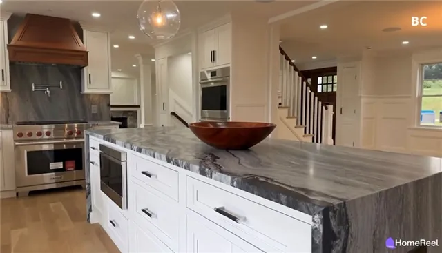 $5,950,000 | 125 Heidi Drive, Portsmouth, RI 02871