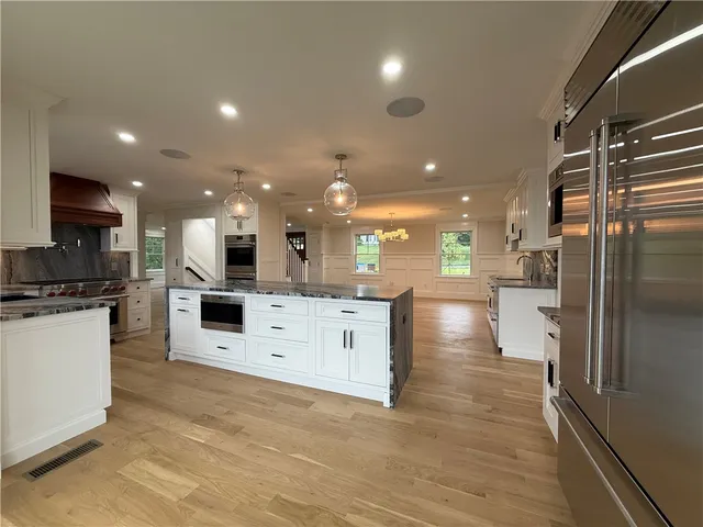 $5,950,000 | 125 Heidi Drive, Portsmouth, RI 02871