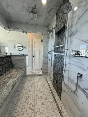 $5,950,000 | 125 Heidi Drive, Portsmouth, RI 02871