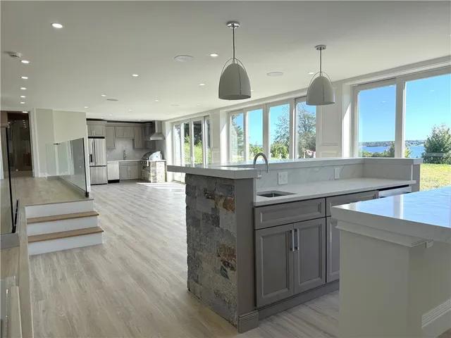 $5,950,000 | 125 Heidi Drive, Portsmouth, RI 02871