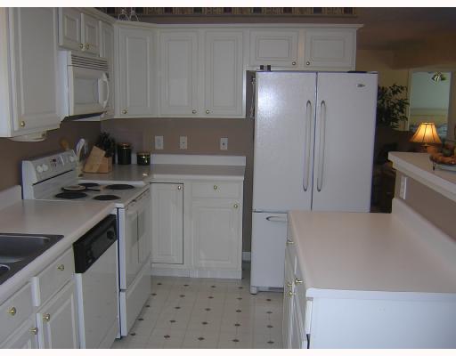2926 Kane Road Aliquippa, PA 15001 - Photo 3 of 8 Kitchen.