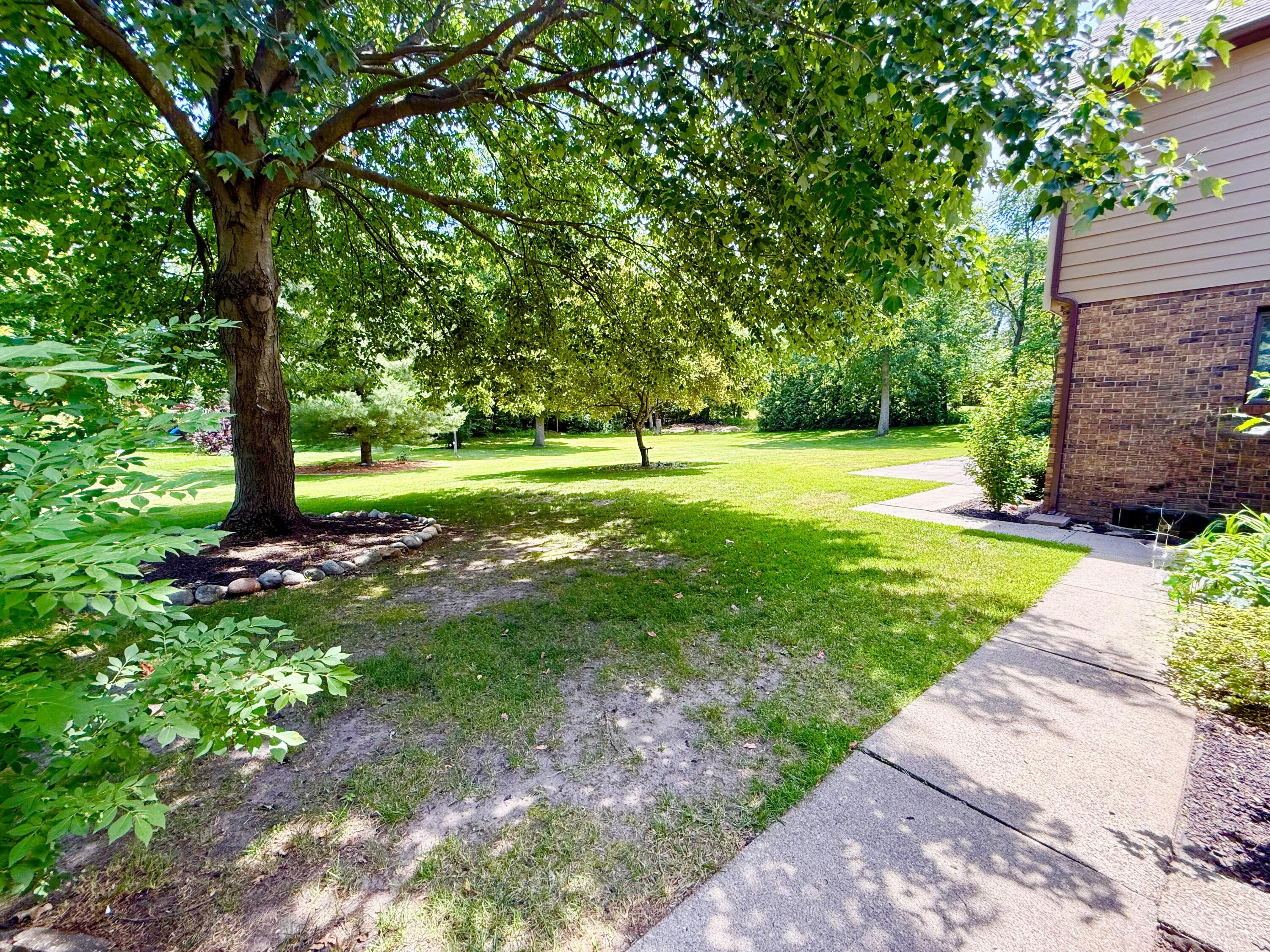 6834 Mercedes Lane Demotte, IN 46310 - Photo 32 of 35 3000x2250