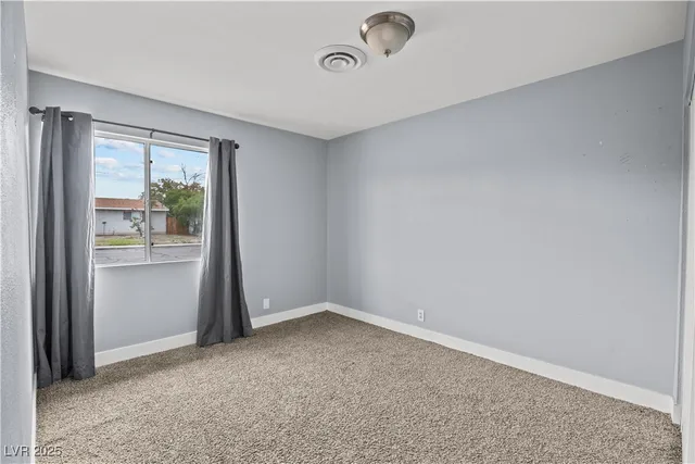 $360,000 | 213 Valley Forge Avenue, Henderson, NV 89015