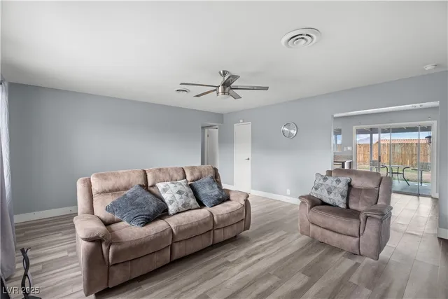 $360,000 | 213 Valley Forge Avenue, Henderson, NV 89015