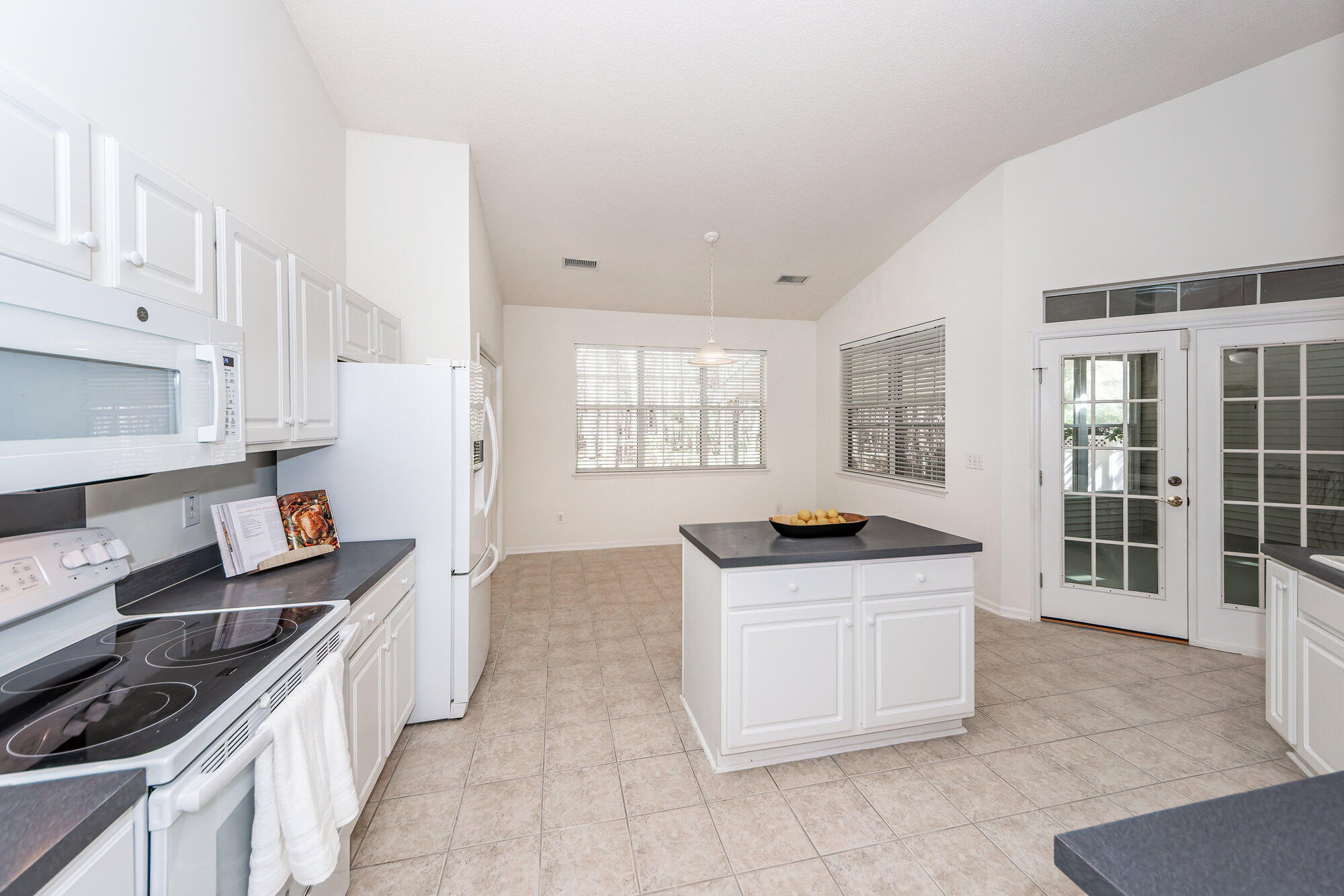 6044 Fieldstone Circle Charleston, SC 29414 - Photo 11 of 57 13