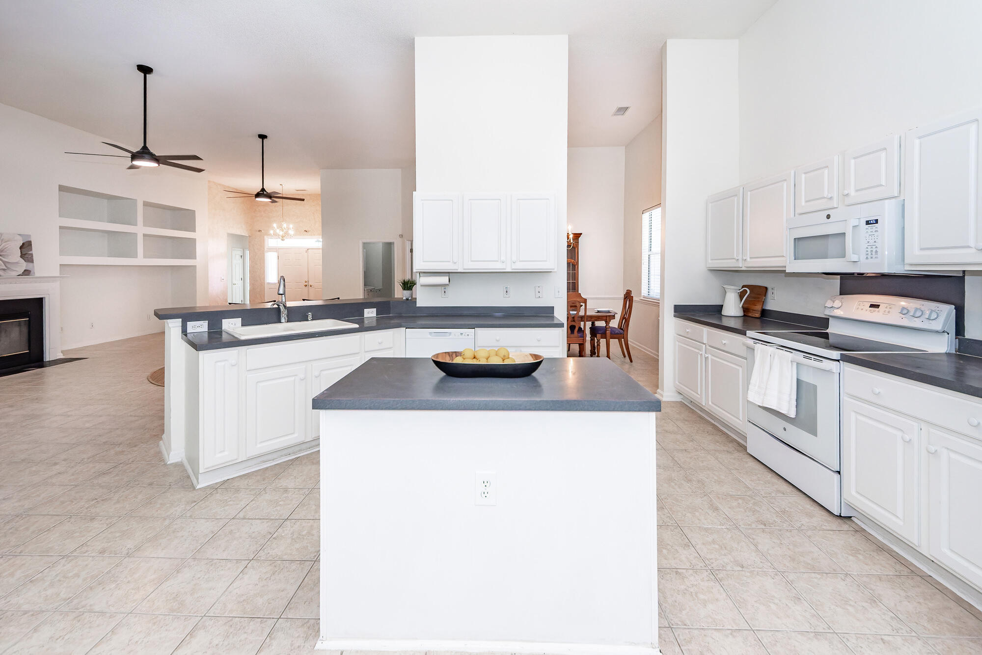 6044 Fieldstone Circle Charleston, SC 29414 - Photo 9 of 57 12