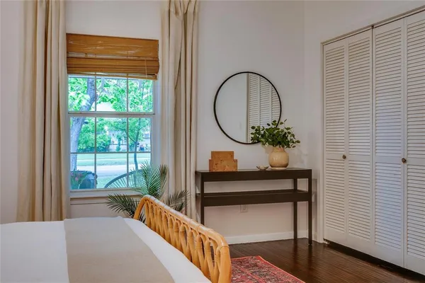 $2,800 | 716 South Rosemont Avenue, Dallas, TX 75208