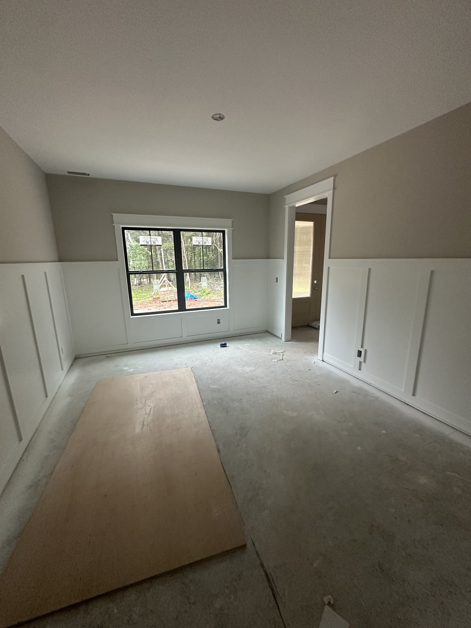 2051 Ussery Road South Clarksville, TN 37040 - Photo 12 of 22
