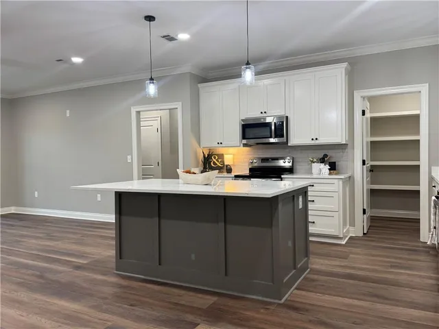 $399,000 | 515 Sophie Lane, Dry Prong, LA 71423