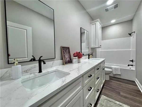 $399,000 | 515 Sophie Lane, Dry Prong, LA 71423