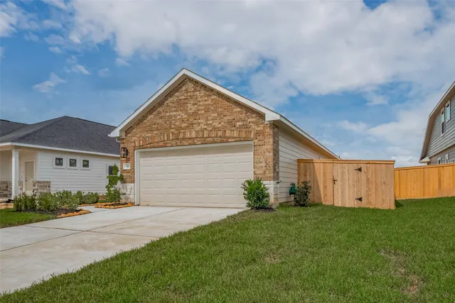 $282,990 | 448 Stone Placa Trail, Brookshire, TX 77423