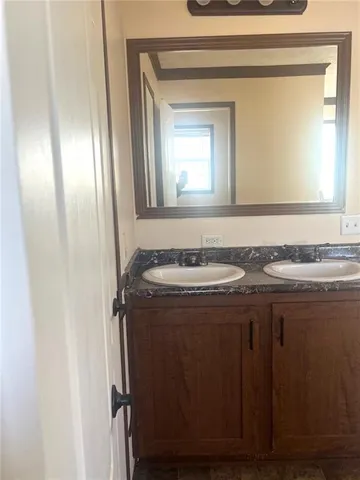 $94,900 | 805 North 9th Street, Independence, KS 67301