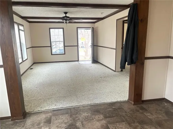 $94,900 | 805 North 9th Street, Independence, KS 67301