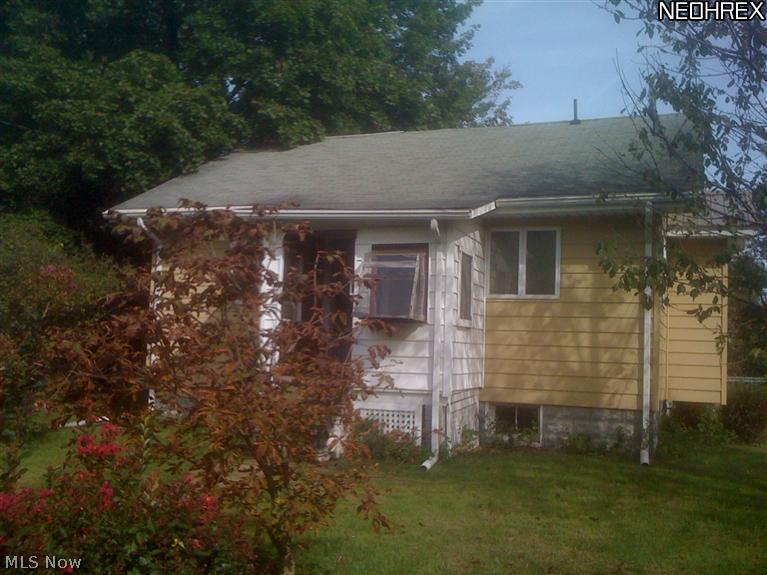 6693 Riverside Road Southeast Uhrichsville, OH 44683 - Photo 9 of 10 Gallery Image 9