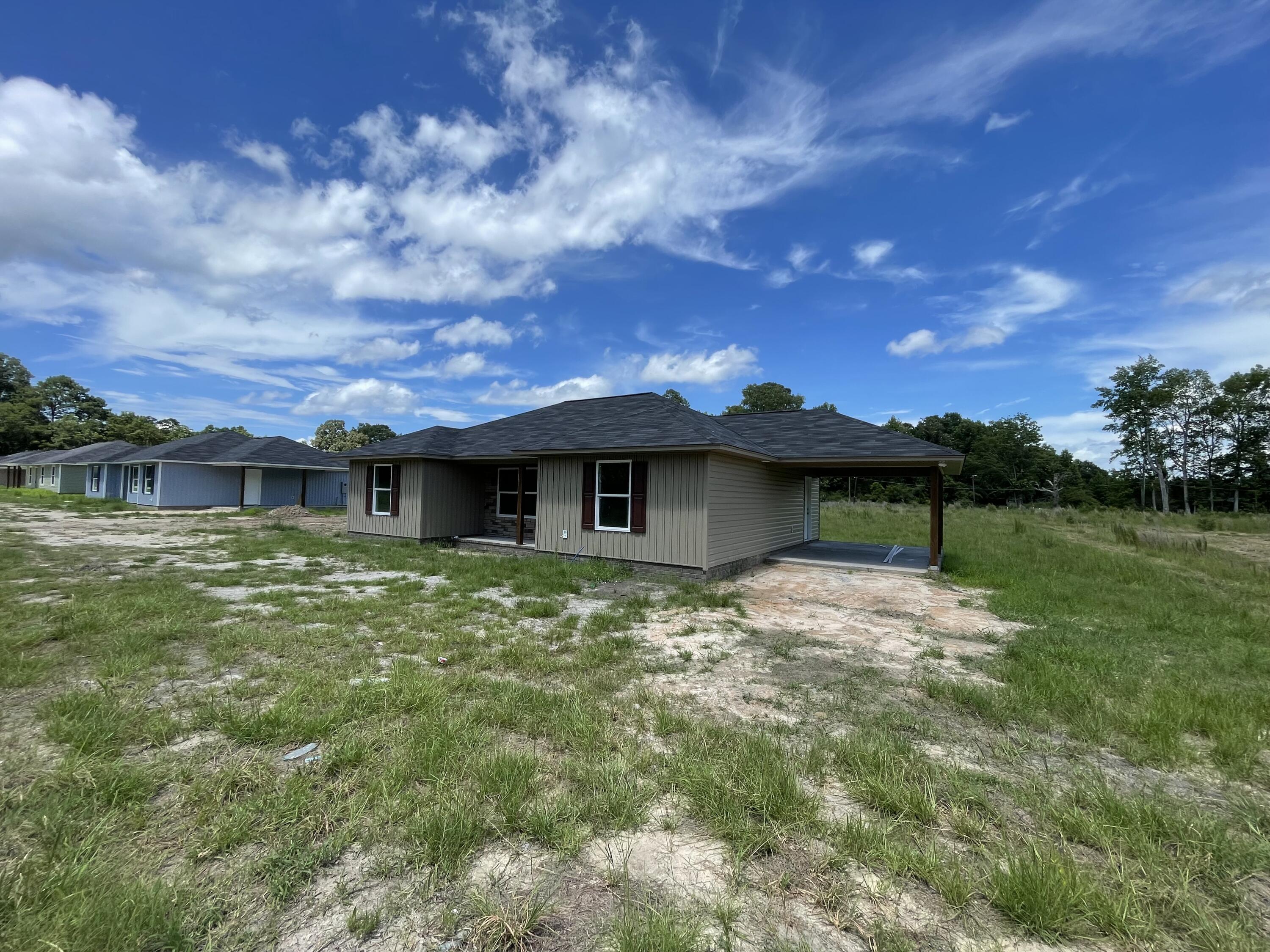 317 South Hampton Street Pinewood, SC 29125 - Photo 3 of 43