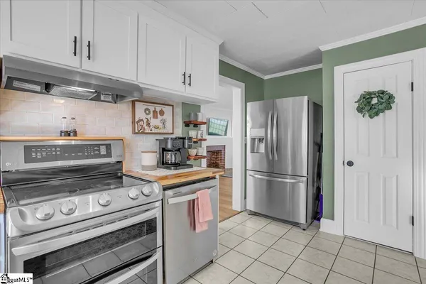 $215,000 | 703 Shands Street, Clinton, SC 29325