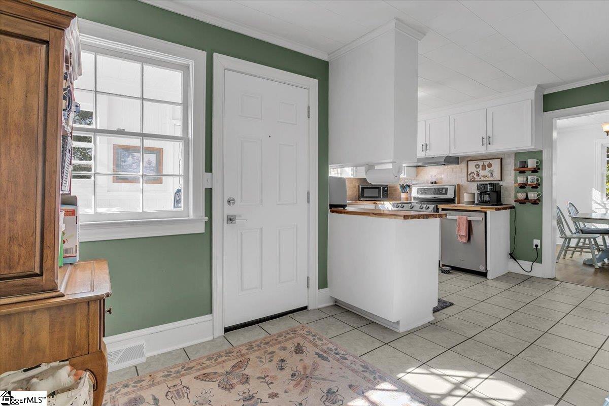 703 Shands Street Clinton, SC 29325 - Photo 17 of 48