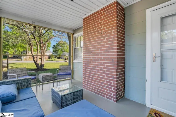 $215,000 | 703 Shands Street, Clinton, SC 29325