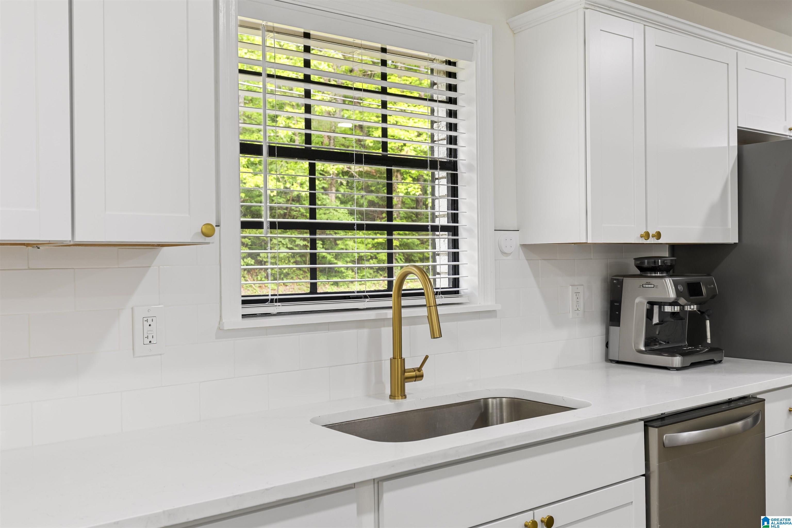 5913 Southhall Road Birmingham, AL 35213 - Photo 20 of 60