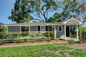 1401 Demere Road, Unit A St. Simons Island, GA 31522 - Photo 2 of 12